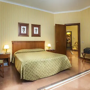 Residenza D'aragona Hotel